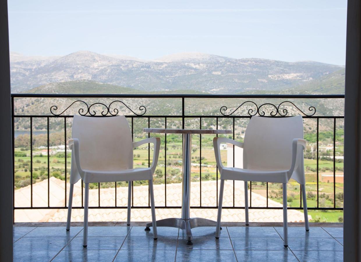 Nikoleta'S Studios Argostoli  Esterno foto